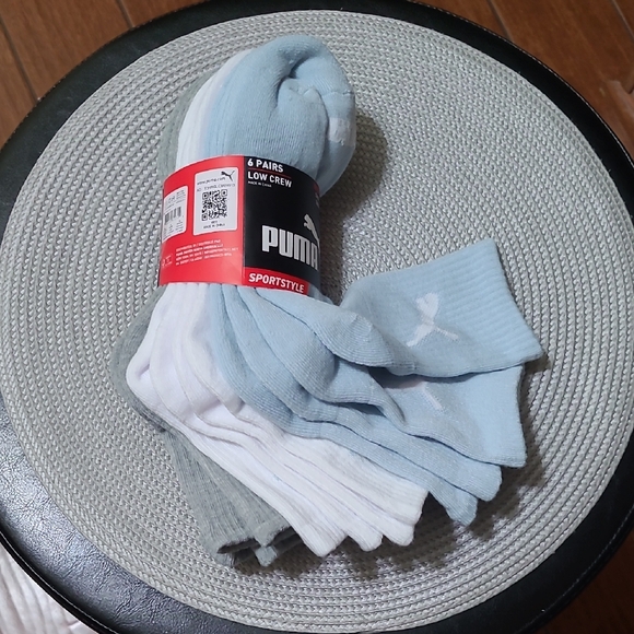 Puma Women Low Crew Socks - Picture 1 of 7
